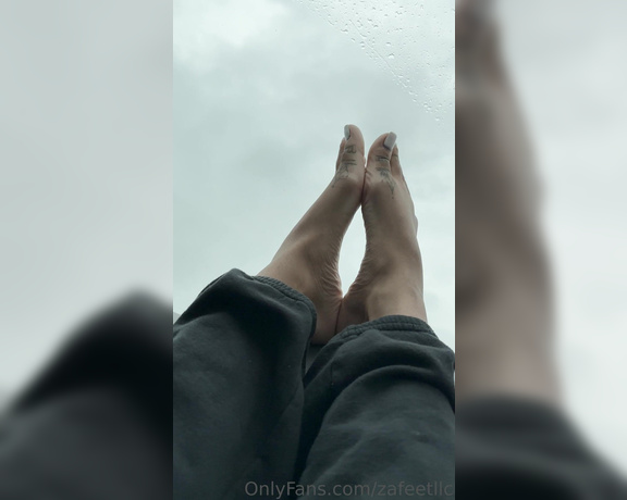 Zafeet aka Zafeetllc OnlyFans - Rain vibes