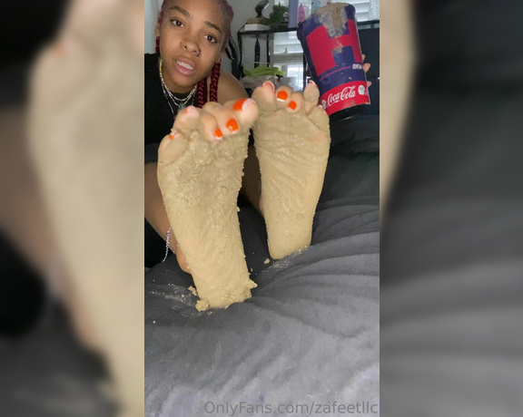 Zafeet aka Zafeetllc OnlyFans - Muddy soles