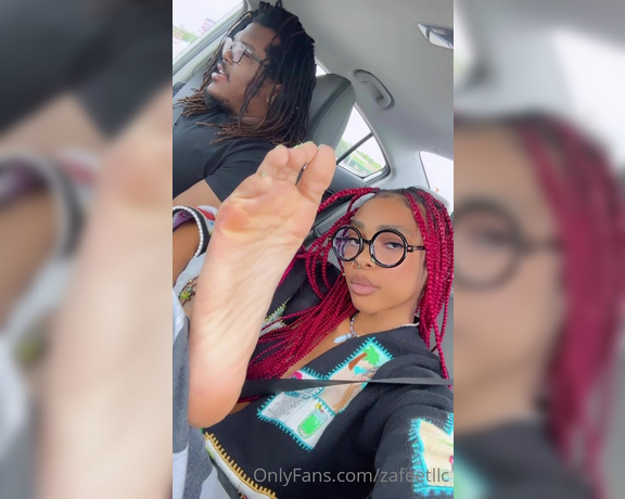 Zafeet aka Zafeetllc OnlyFans - Car foot concerts goes likeeeee 1