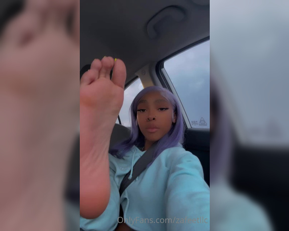 Zafeet aka Zafeetllc OnlyFans - Blue skies and Soft soles 1