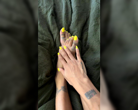 Zafeet aka Zafeetllc OnlyFans - Stream started at 01132024 0619 pm Sexy lemon toes