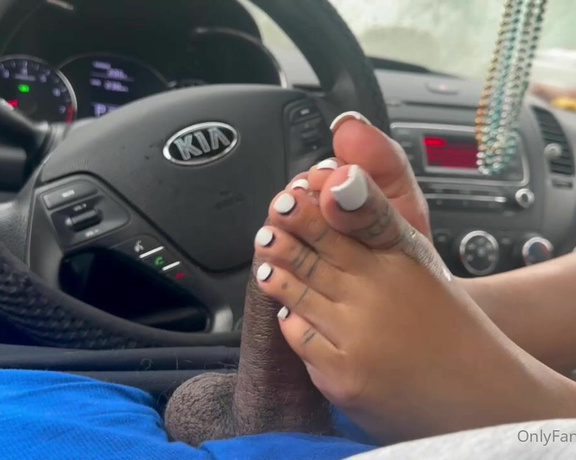 Zafeet aka Zafeetllc OnlyFans - Sexy slow footjob