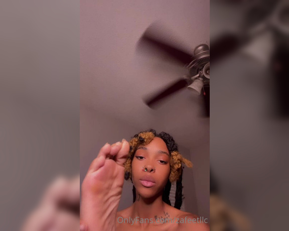 Zafeet aka Zafeetllc OnlyFans - Making love to my sexy feet