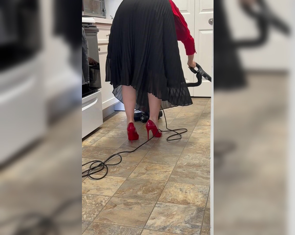 HerGoodTimeInHeels aka Hergoodtimeinheels OnlyFans Video 766