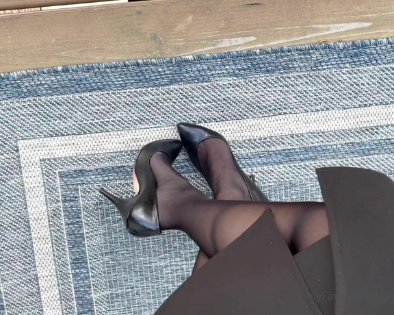 HerGoodTimeInHeels aka Hergoodtimeinheels OnlyFans Video 151