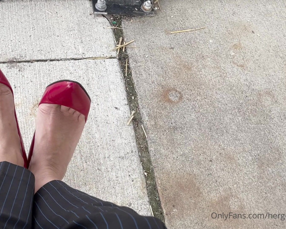 HerGoodTimeInHeels aka Hergoodtimeinheels OnlyFans Video 530