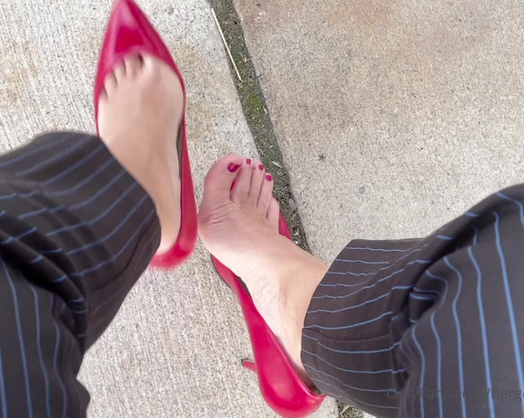 HerGoodTimeInHeels aka Hergoodtimeinheels OnlyFans Video 530