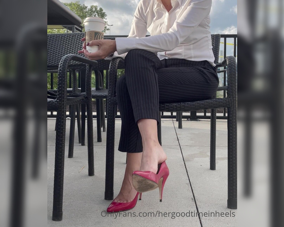 HerGoodTimeInHeels aka Hergoodtimeinheels OnlyFans Video 690