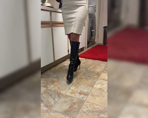 HerGoodTimeInHeels aka Hergoodtimeinheels OnlyFans Video 992