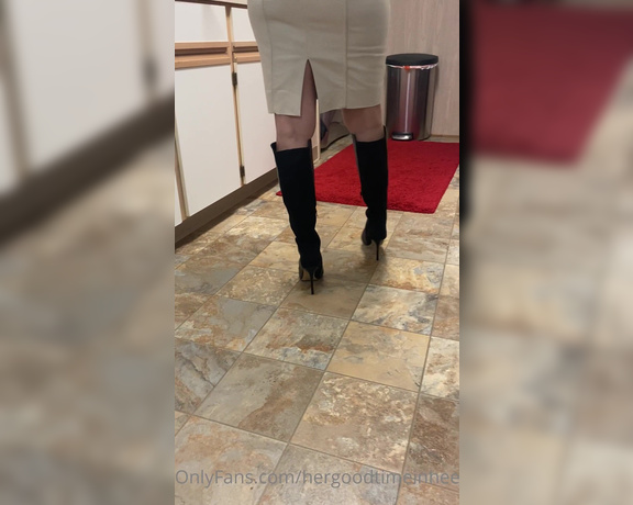 HerGoodTimeInHeels aka Hergoodtimeinheels OnlyFans Video 992