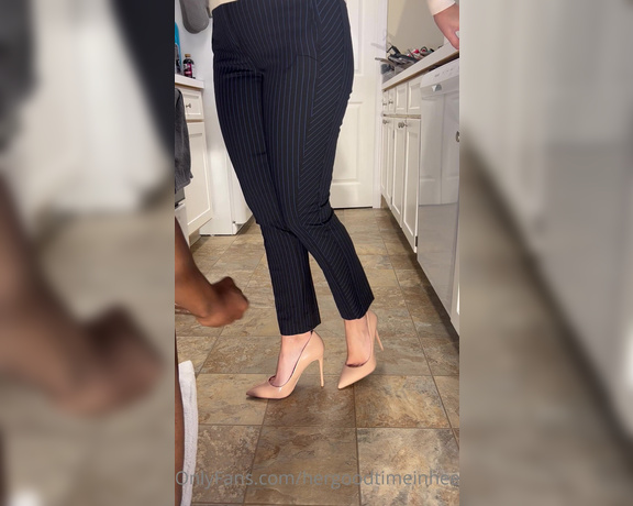 HerGoodTimeInHeels aka Hergoodtimeinheels OnlyFans Video 482