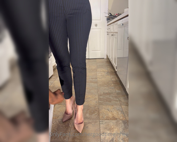 HerGoodTimeInHeels aka Hergoodtimeinheels OnlyFans Video 482