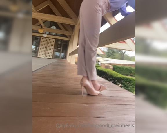 HerGoodTimeInHeels aka Hergoodtimeinheels OnlyFans Video 429