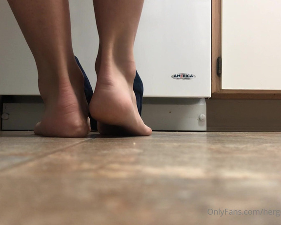 HerGoodTimeInHeels aka Hergoodtimeinheels OnlyFans Video 263