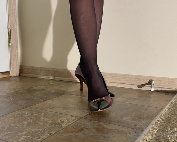 HerGoodTimeInHeels aka Hergoodtimeinheels OnlyFans Video 202