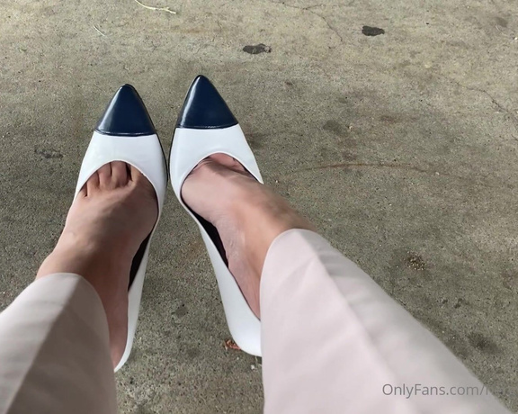 HerGoodTimeInHeels aka Hergoodtimeinheels OnlyFans Video 977