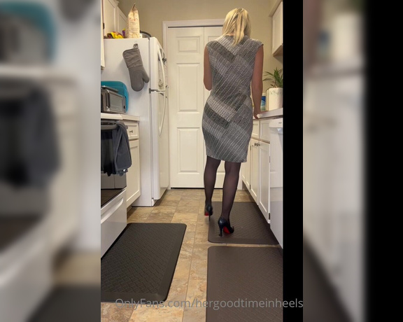 HerGoodTimeInHeels aka Hergoodtimeinheels OnlyFans Video 531