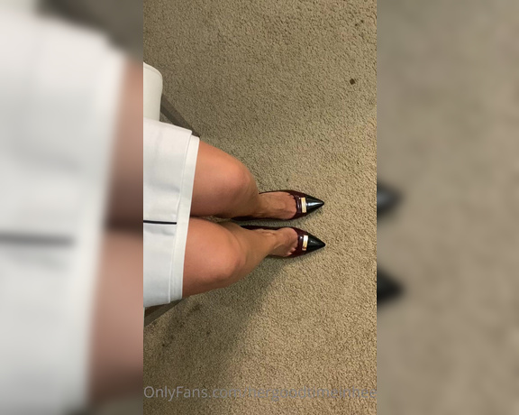 HerGoodTimeInHeels aka Hergoodtimeinheels OnlyFans Video 892