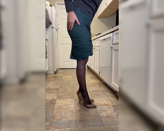 HerGoodTimeInHeels aka Hergoodtimeinheels OnlyFans Video 311