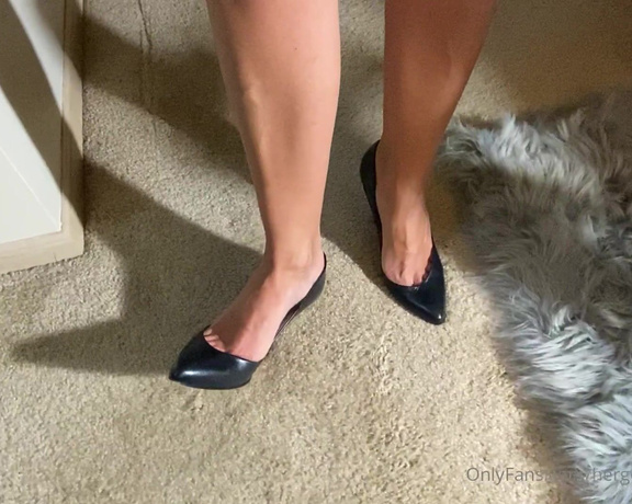 HerGoodTimeInHeels aka Hergoodtimeinheels OnlyFans Video 859