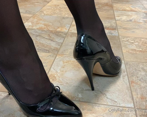 HerGoodTimeInHeels aka Hergoodtimeinheels OnlyFans Video 787