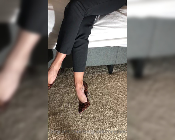 HerGoodTimeInHeels aka Hergoodtimeinheels OnlyFans Video 494