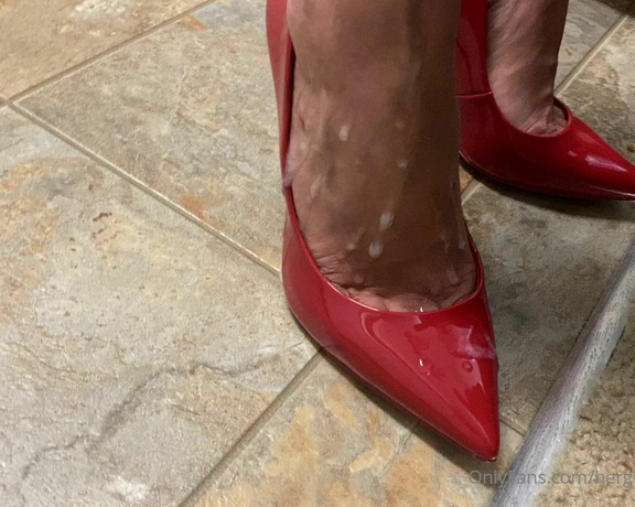 HerGoodTimeInHeels aka Hergoodtimeinheels OnlyFans Video 658