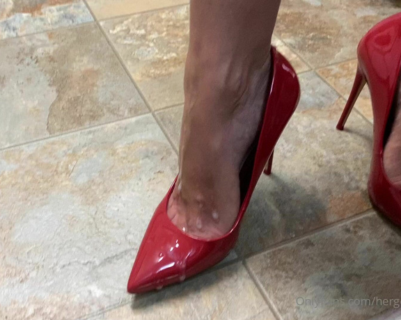 HerGoodTimeInHeels aka Hergoodtimeinheels OnlyFans Video 658