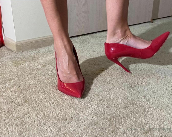 HerGoodTimeInHeels aka Hergoodtimeinheels OnlyFans Video 556