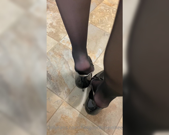 HerGoodTimeInHeels aka Hergoodtimeinheels OnlyFans Video 984