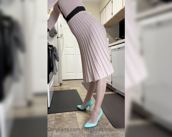 HerGoodTimeInHeels aka Hergoodtimeinheels OnlyFans Video 277