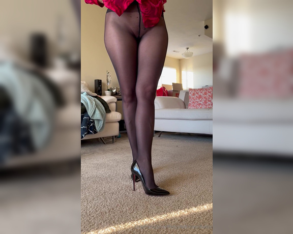 HerGoodTimeInHeels aka Hergoodtimeinheels OnlyFans Video 767