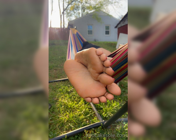 AtlFootjobQueen aka Kilocakesole OnlyFans Video 841