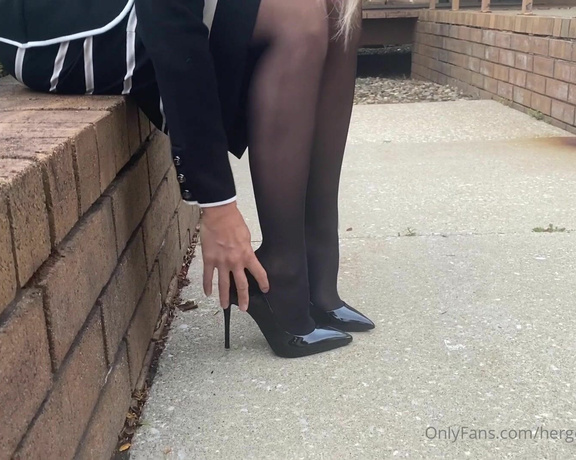 HerGoodTimeInHeels aka Hergoodtimeinheels OnlyFans Video 23