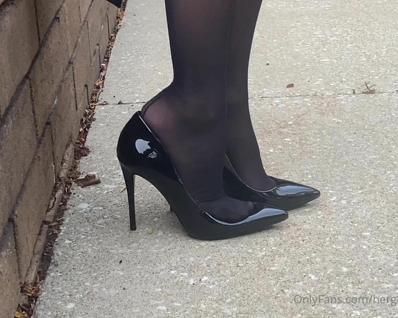 HerGoodTimeInHeels aka Hergoodtimeinheels OnlyFans Video 23