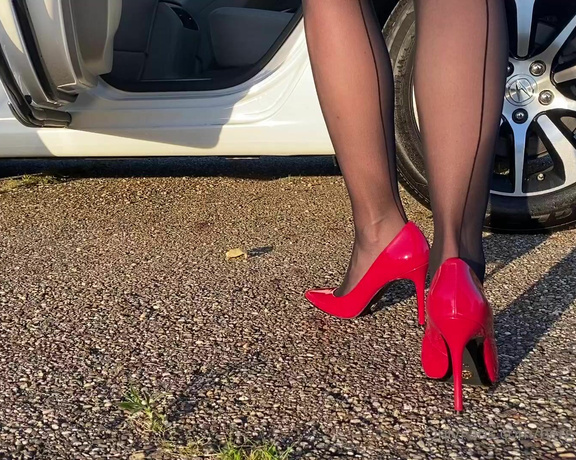 HerGoodTimeInHeels aka Hergoodtimeinheels OnlyFans Video 246