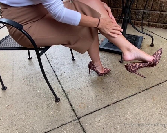 HerGoodTimeInHeels aka Hergoodtimeinheels OnlyFans Video 47