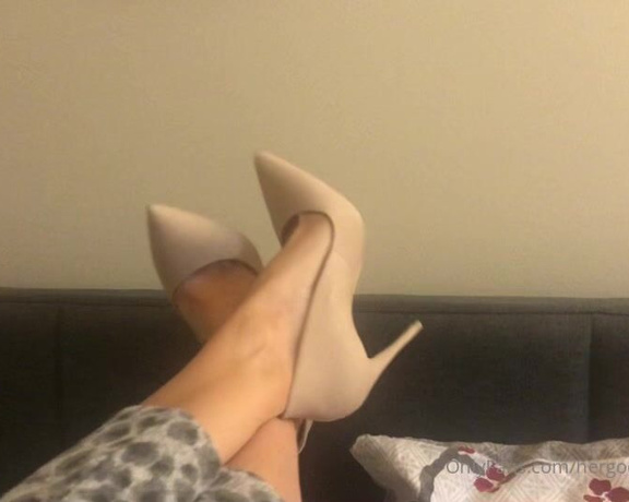 HerGoodTimeInHeels aka Hergoodtimeinheels OnlyFans Video 523