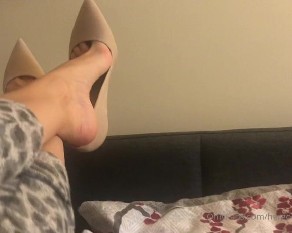 HerGoodTimeInHeels aka Hergoodtimeinheels OnlyFans Video 523