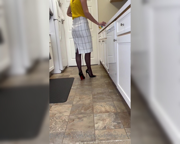 HerGoodTimeInHeels aka Hergoodtimeinheels OnlyFans Video 560