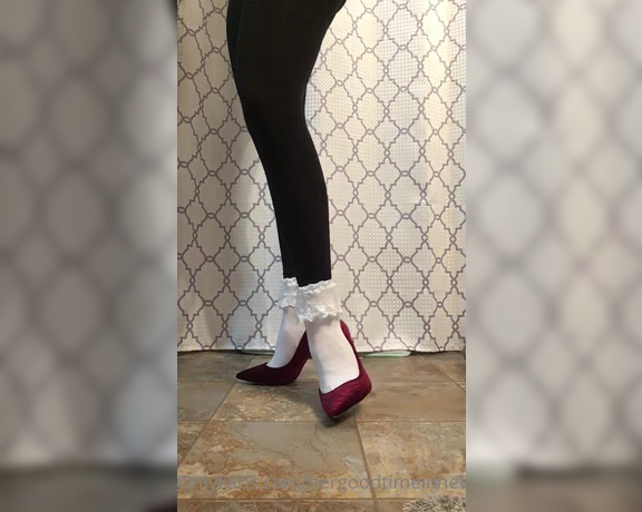 HerGoodTimeInHeels aka Hergoodtimeinheels OnlyFans Video 434