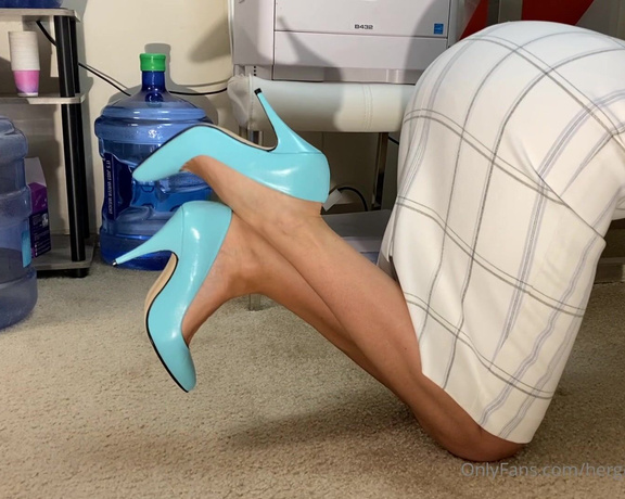 HerGoodTimeInHeels aka Hergoodtimeinheels OnlyFans Video 727