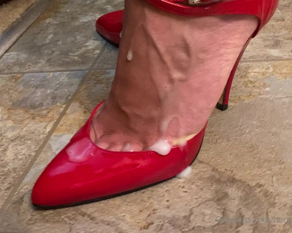 HerGoodTimeInHeels aka Hergoodtimeinheels OnlyFans Video 227