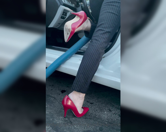 HerGoodTimeInHeels aka Hergoodtimeinheels OnlyFans Video 577