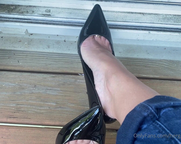 HerGoodTimeInHeels aka Hergoodtimeinheels OnlyFans Video 782