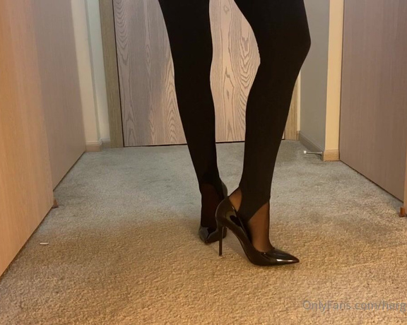 HerGoodTimeInHeels aka Hergoodtimeinheels OnlyFans Video 140