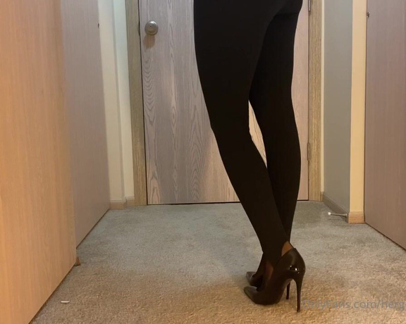 HerGoodTimeInHeels aka Hergoodtimeinheels OnlyFans Video 140