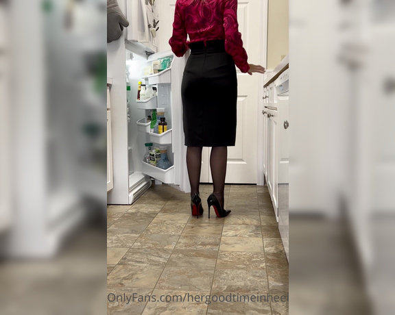 HerGoodTimeInHeels aka Hergoodtimeinheels OnlyFans Video 661