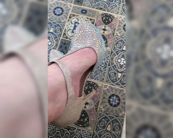 Carty aka Cartyti OnlyFans - My feet looks so hot with this heels