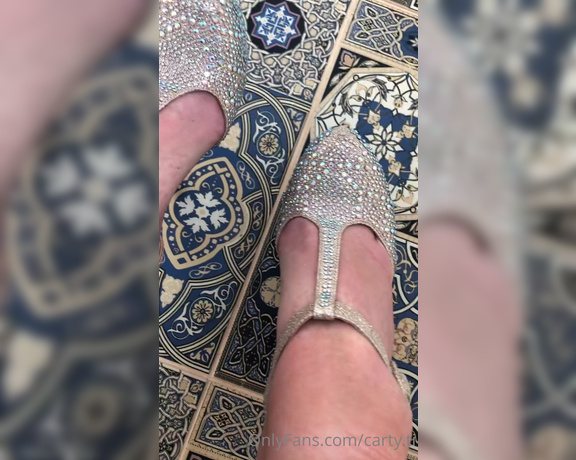 Carty aka Cartyti OnlyFans - My feet looks so hot with this heels